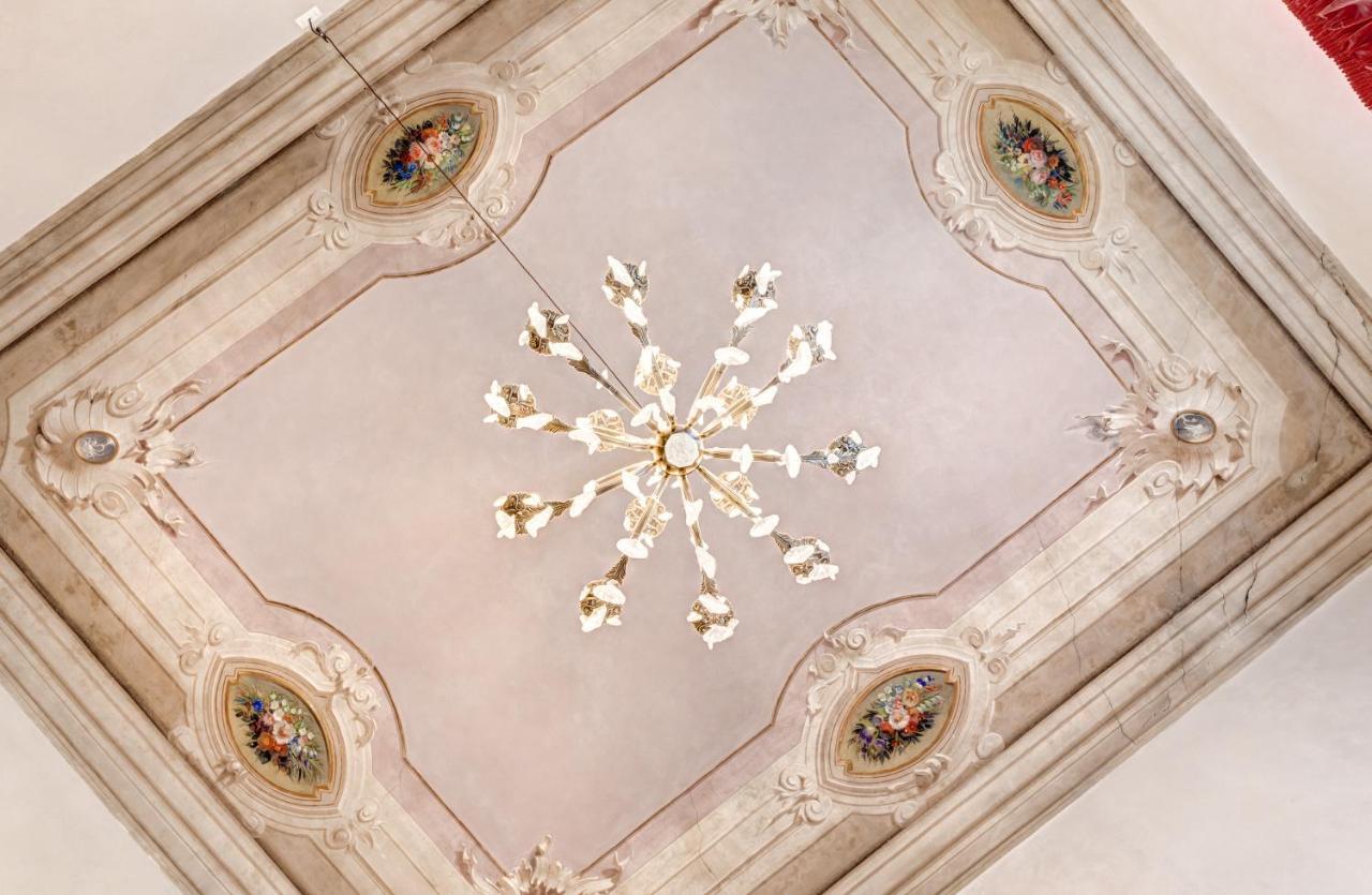 Palazzo D'oltrarno - Residenza D'epoca 3* Firenze